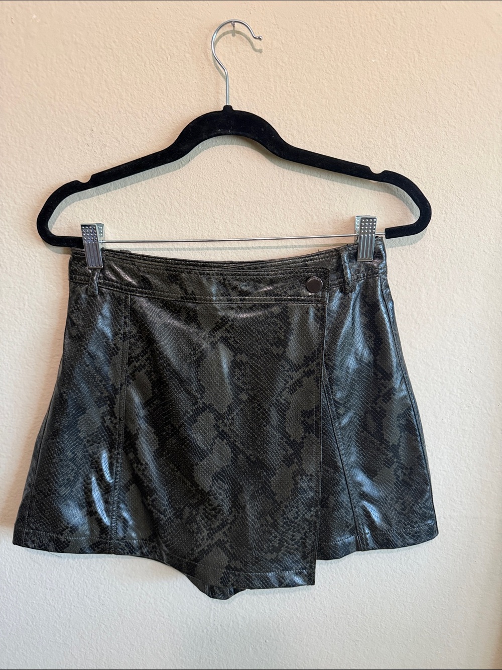 Zara faux leather skort